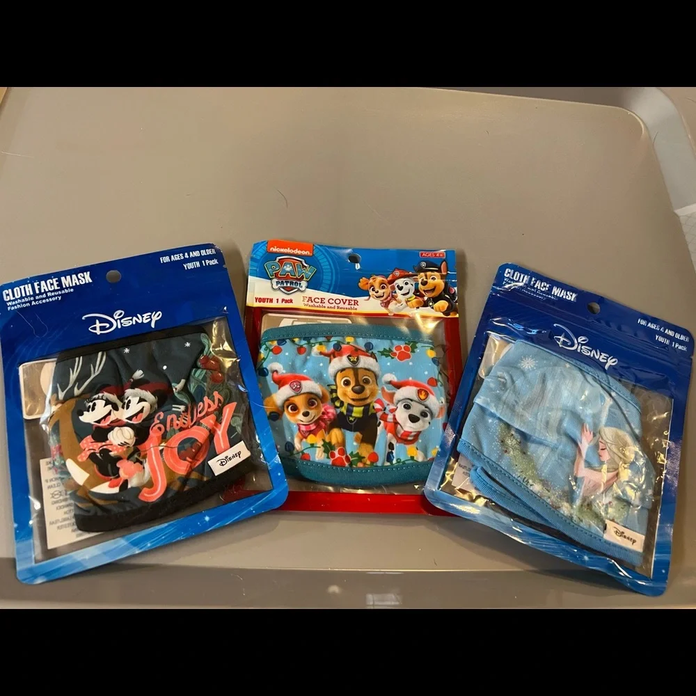 3 Pkgs NWT Kids Disney/Nickelodeon Christmas Characters Face Masks by Bioworld